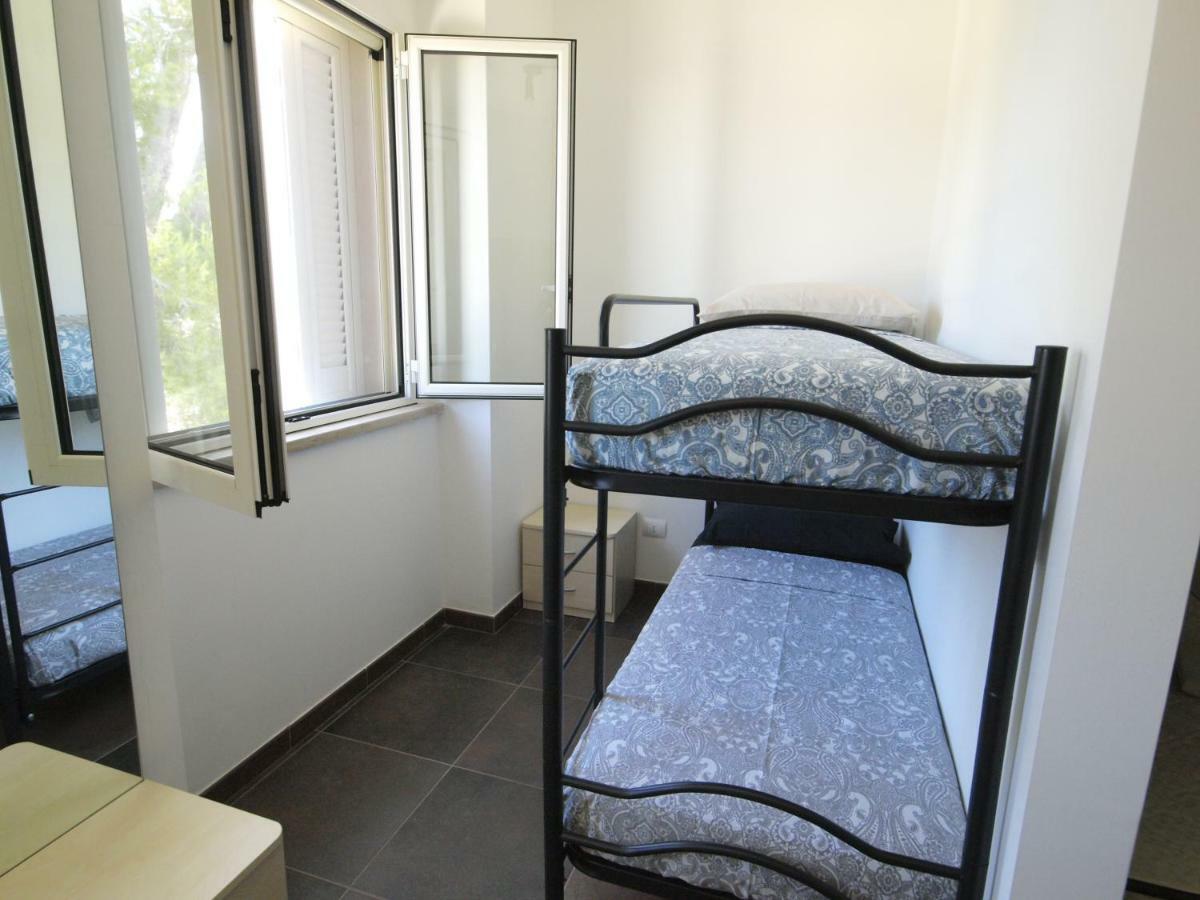 Happy Hostel For Young Полиняно а Маре Екстериор снимка